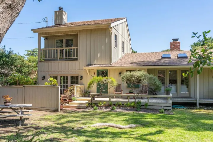 1027 Vaquero, Pebble Beach, California 93953