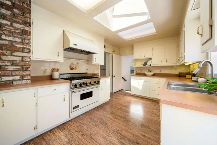 1027 Vaquero, Pebble Beach, California 93953