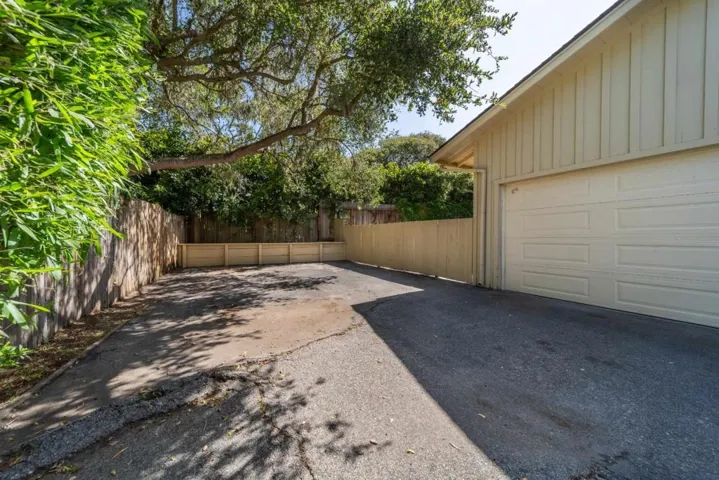 1027 Vaquero, Pebble Beach, California 93953