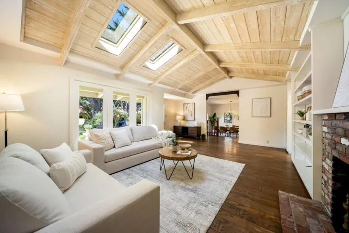 1027 Vaquero, Pebble Beach, California 93953