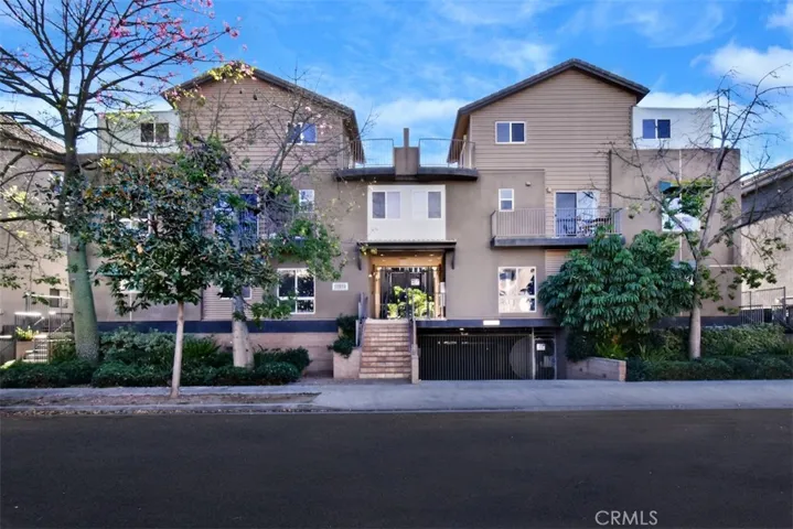 Street View of 10918 Morrison St.