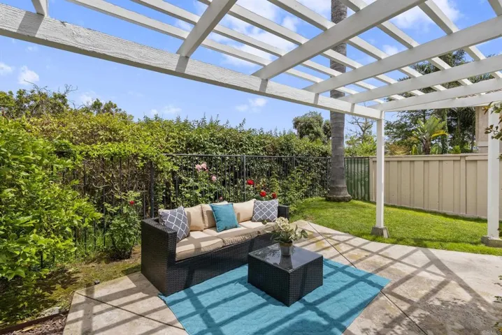 7265 Caminito Pantoja, San Diego, California 92122