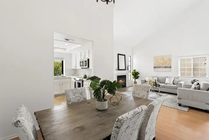 7265 Caminito Pantoja, San Diego, California 92122