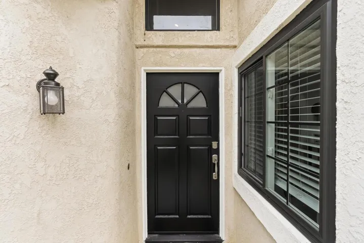 7265 Caminito Pantoja, San Diego, California 92122
