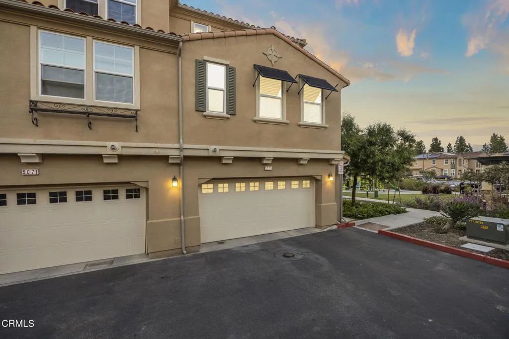 1-web-or-mls-Upmarket Media-5075Manz-twi