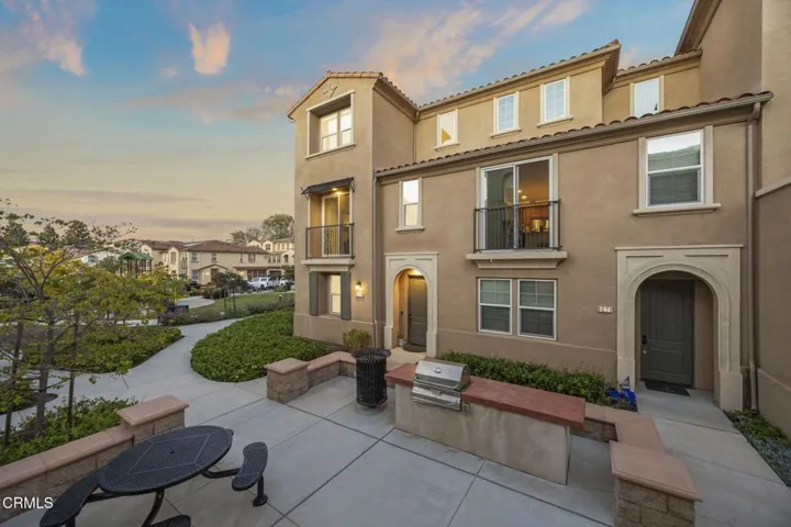 10-web-or-mls-Upmarket Media-5075Manz-tw