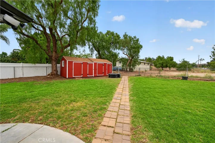 Barn included!