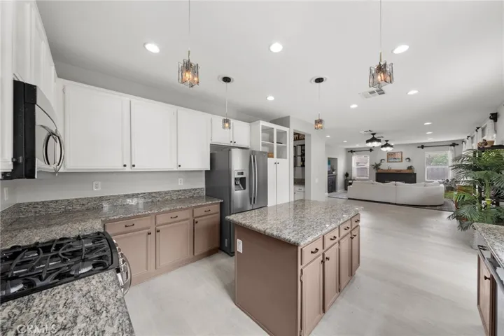 28192 Amaryliss Way, Murrieta, California 92563