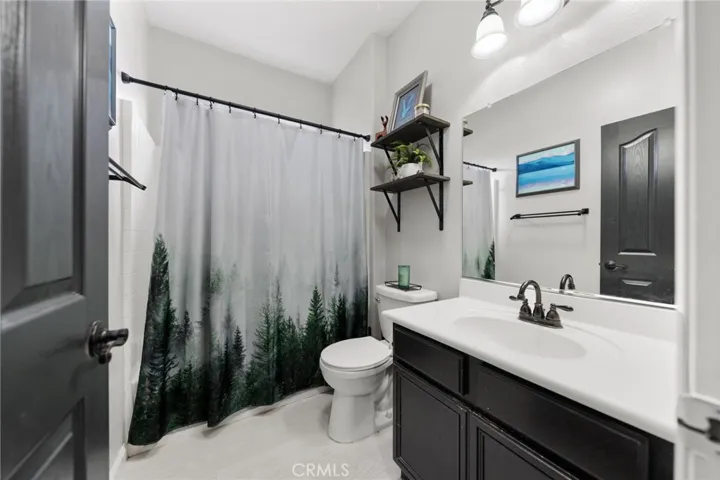 Downstairs full bathroom