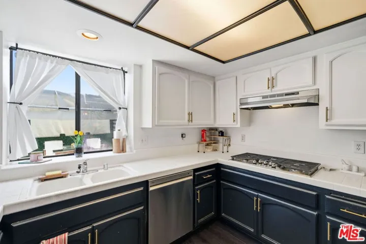 17310 S Hoover Street, Gardena, California 90247