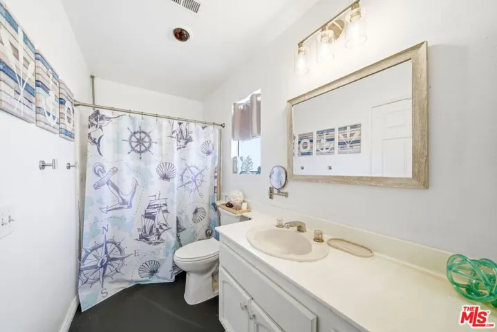 17310 S Hoover Street, Gardena, California 90247