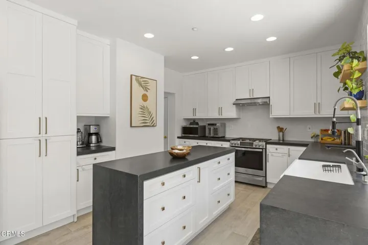 Chic open kitchen