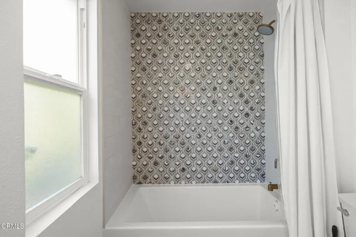 Upstairs guest bathroom
