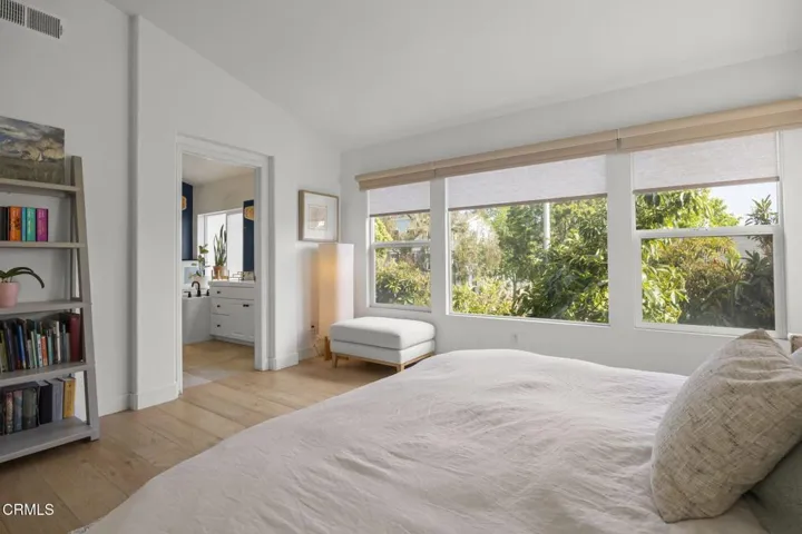 Luxurious primary ensuite