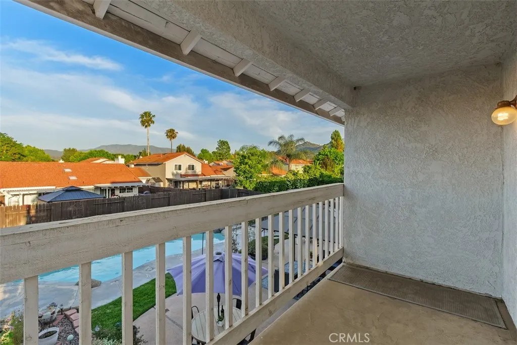 Terrific spot to sip your morning coffee, read, daydream, you name it.
