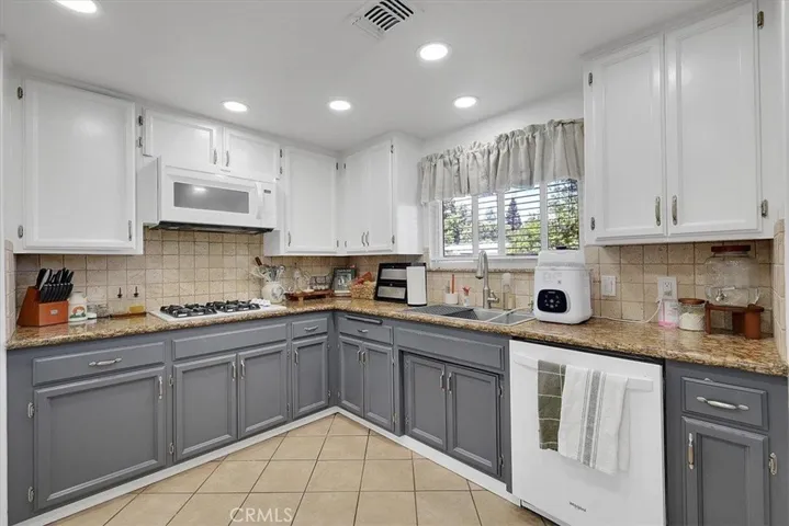 3134 Roosevelt Road, Yuba City, California 95993