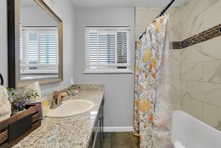 3134 Roosevelt Road, Yuba City, California 95993