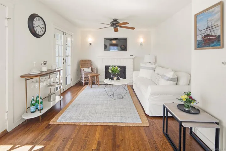 950 Olive Ave, Coronado, California 92118
