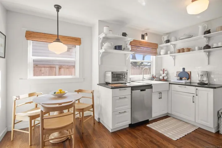 950 Olive Ave, Coronado, California 92118