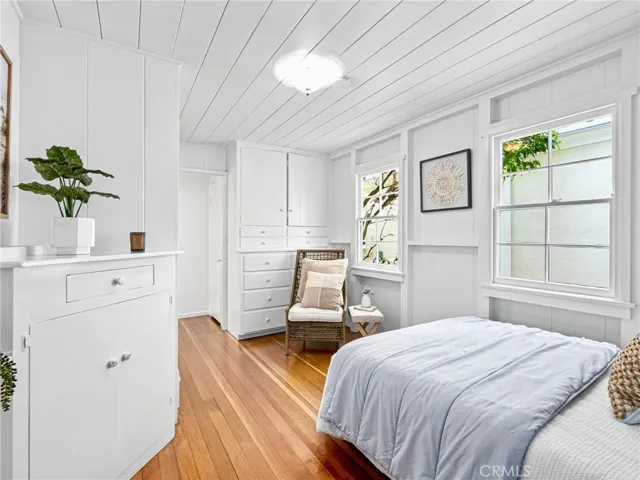 1708 Park Avenue, Newport Beach, California 92662