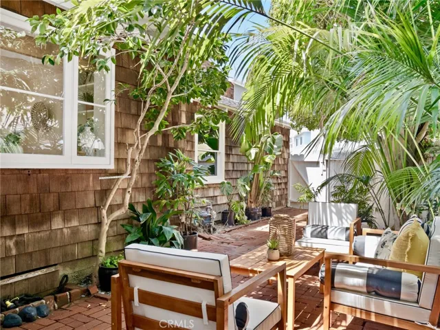 1708 Park Avenue, Newport Beach, California 92662