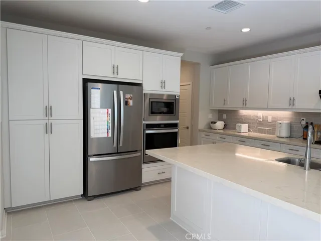 Kitchen 3