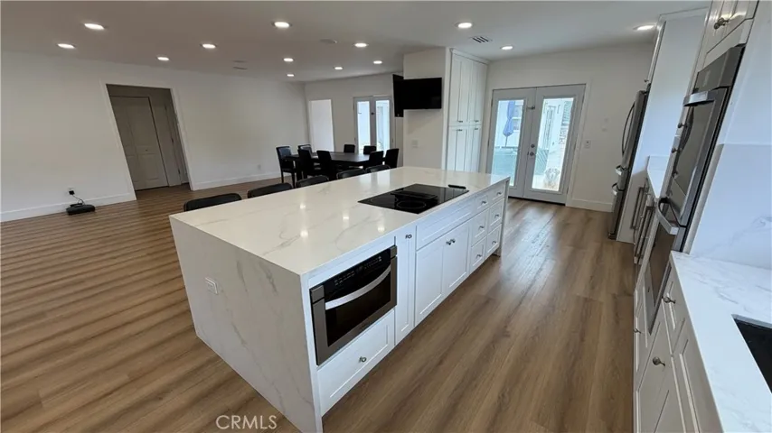 5855 Shirley Avenue, Tarzana, California 91356