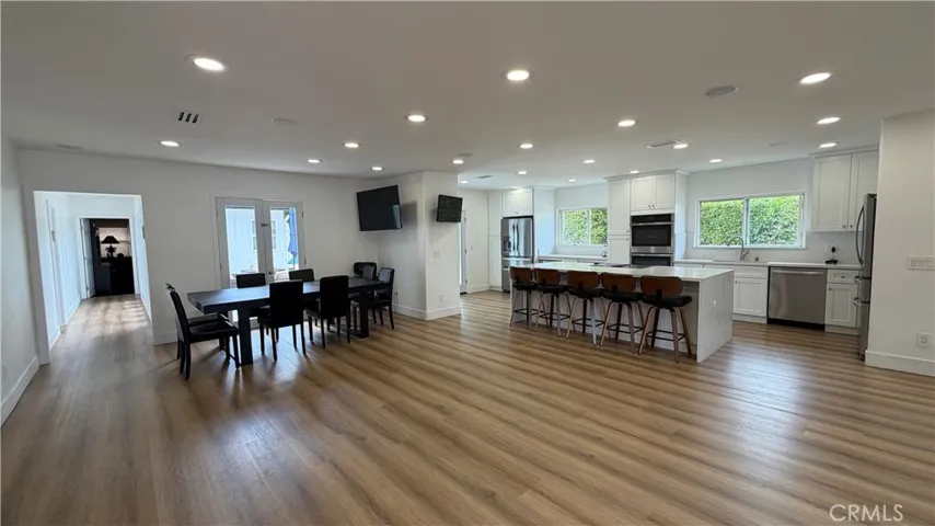 5855 Shirley Avenue, Tarzana, California 91356