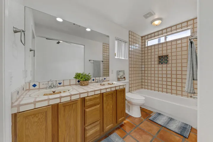21 MASTER BATH MLS