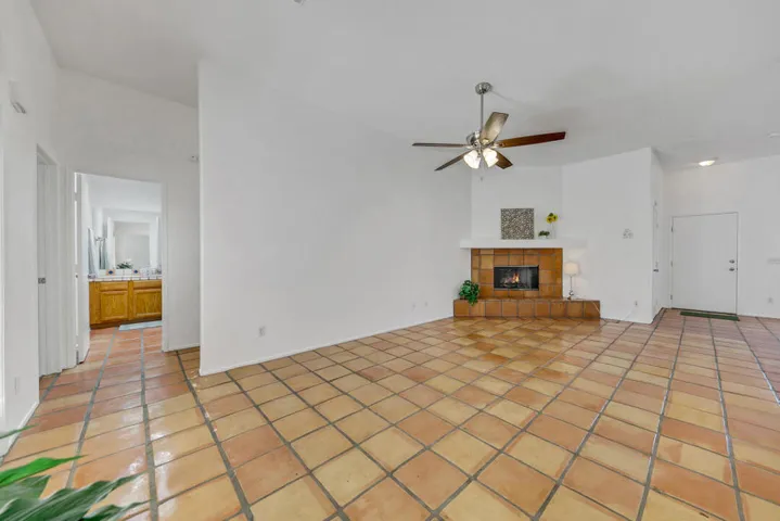15 LIVING MLS