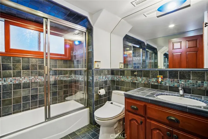 Down stairs full bathroom