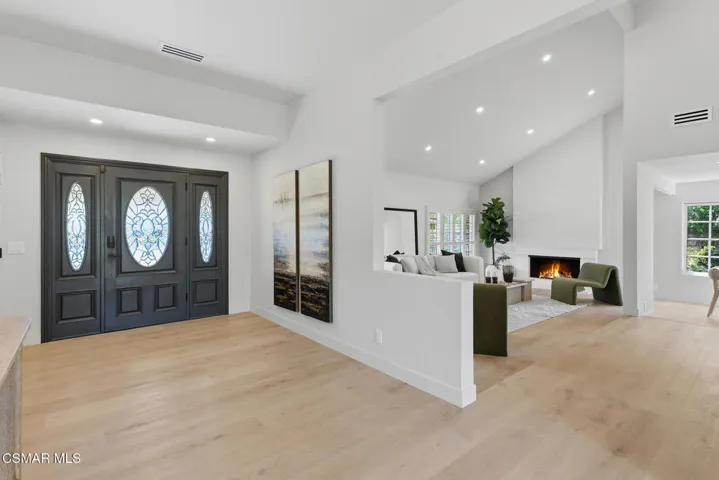 3072 Sierra Dr_11