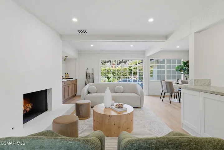 3072 Sierra Dr_41