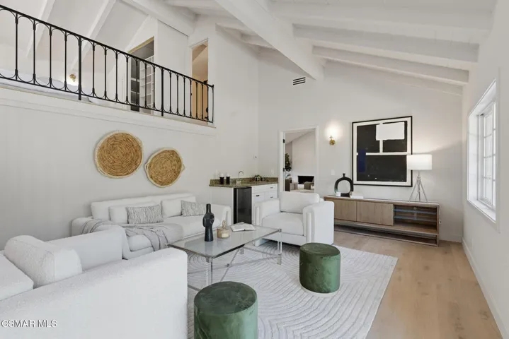 3072 Sierra Dr_46
