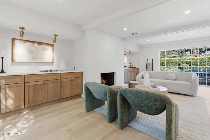 3072 Sierra Dr_39