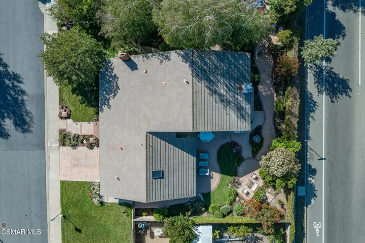 3072 Sierra Dr_51