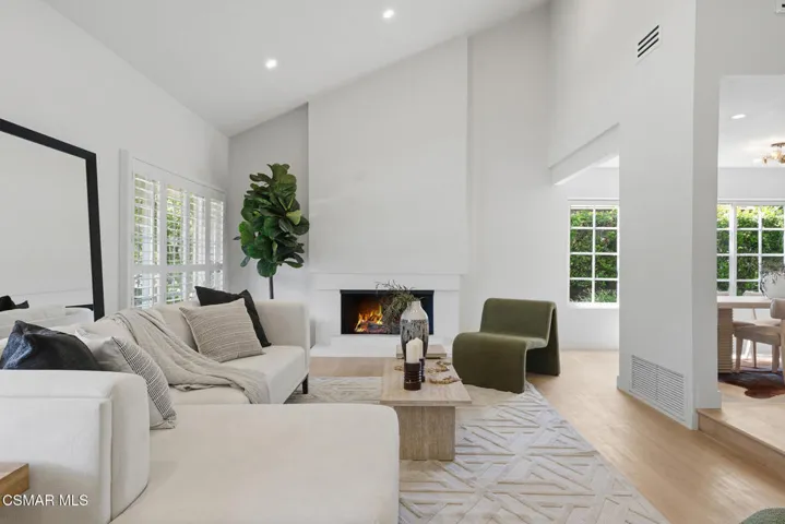 3072 Sierra Dr_14