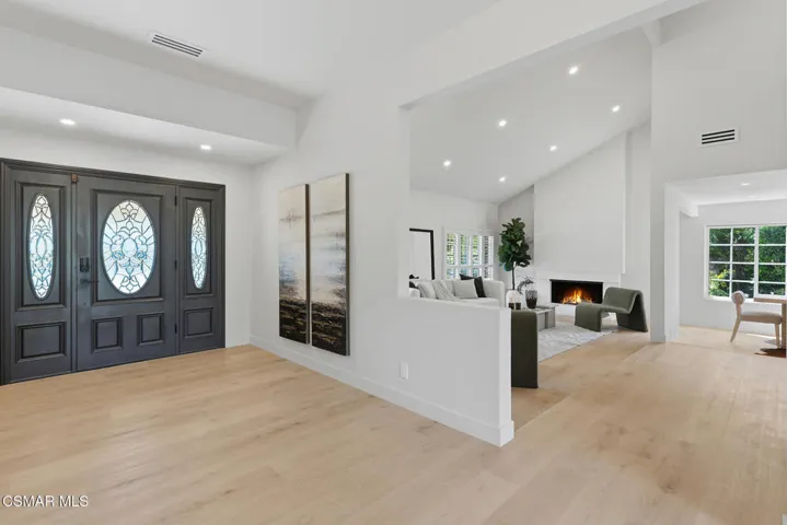 3072 Sierra Dr_12