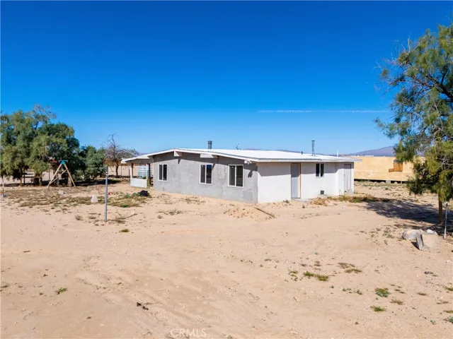 3575 Desert Villa, 29 Palms, California 92277