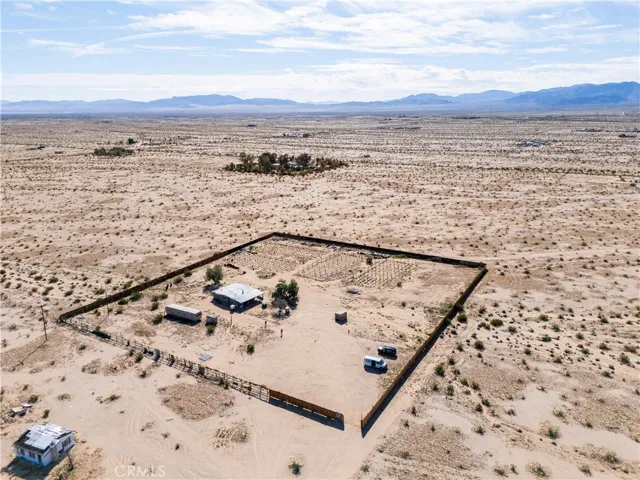3575 Desert Villa, 29 Palms, California 92277