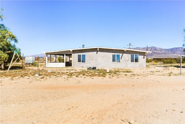3575 Desert Villa, 29 Palms, California 92277