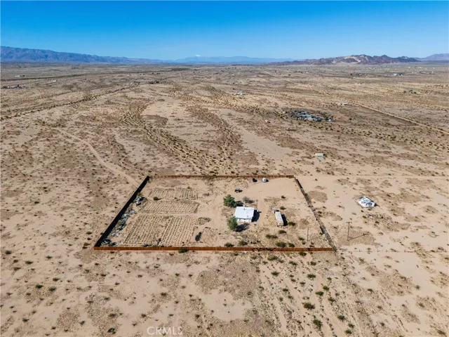 3575 Desert Villa, 29 Palms, California 92277
