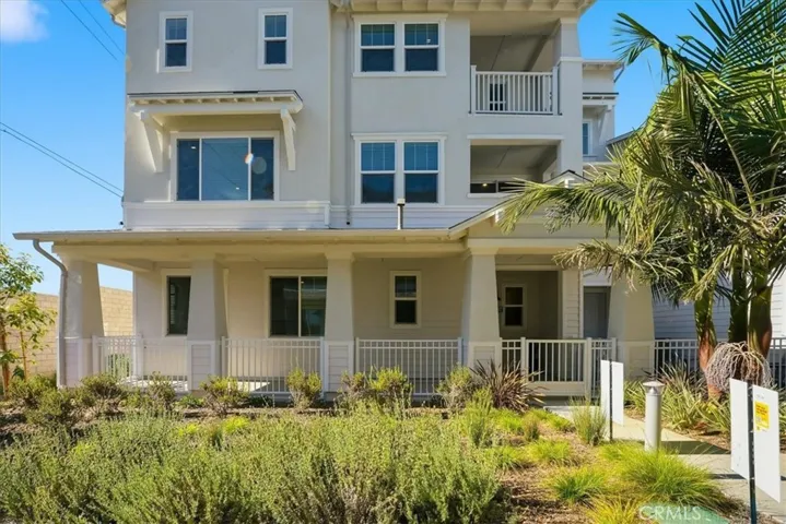 Lush landscaping-Private Location