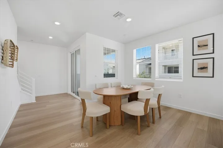 2nd Level Dining Area