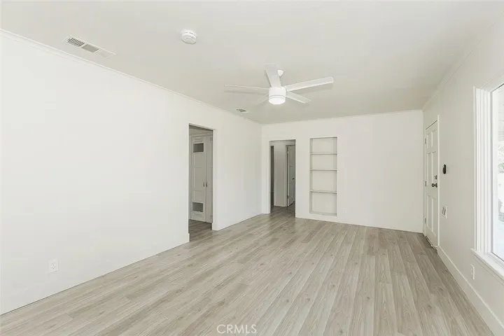 2053 Mayfair Drive E, Fresno, California 93703
