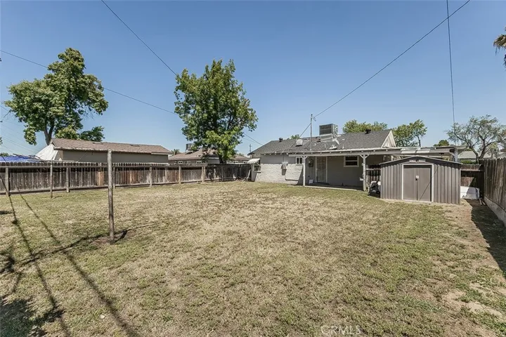 2053 Mayfair Drive E, Fresno, California 93703