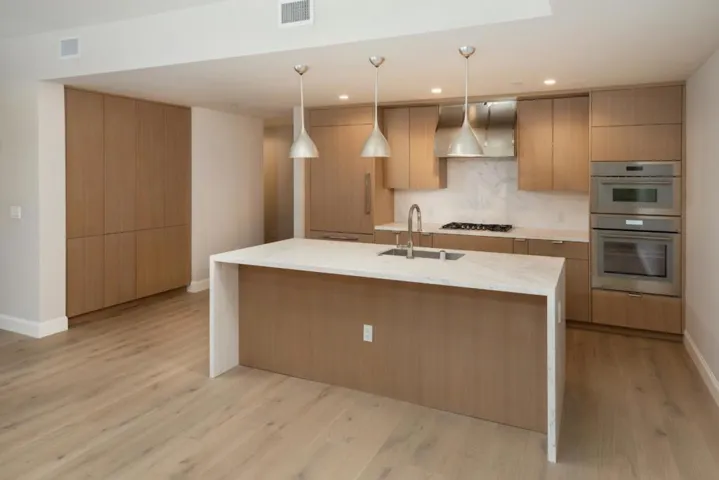 450 First 108, Los Altos, California 94022