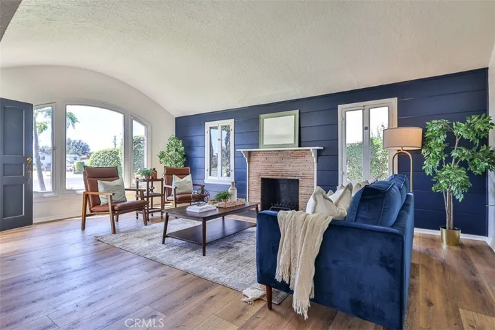 Living Room - Front House