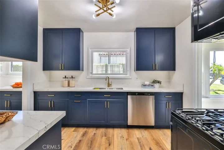 Kitchen - Front House