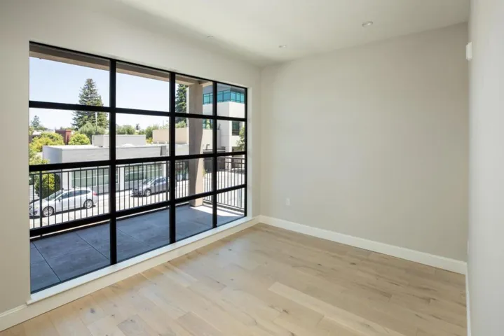 450 First 208, Los Altos, California 94022
